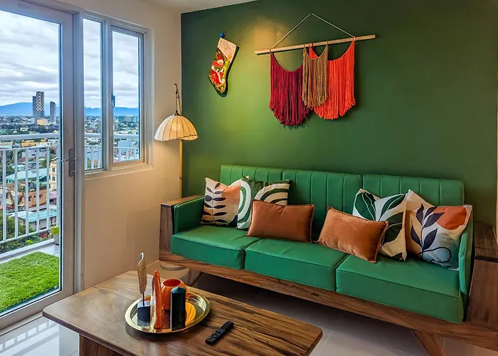3br For Balikbayan Families Sm North Edsa * Manila