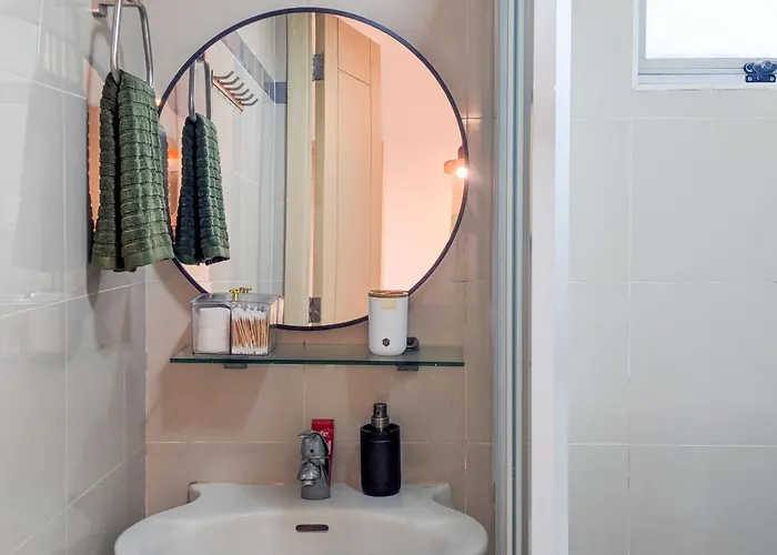 3br For Balikbayan Families Sm North Edsa * Manila