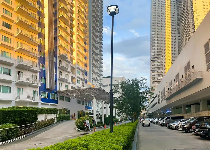 3br For Balikbayan Families Sm North Edsa * Manila
